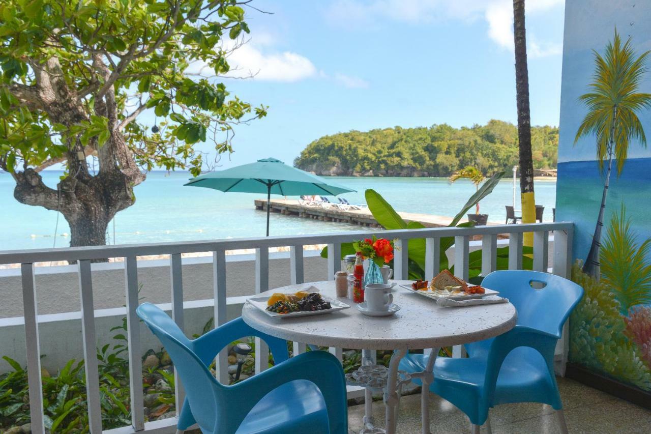 Kaz Kreol Beach Hotel 오쵸 리오스 외부 사진